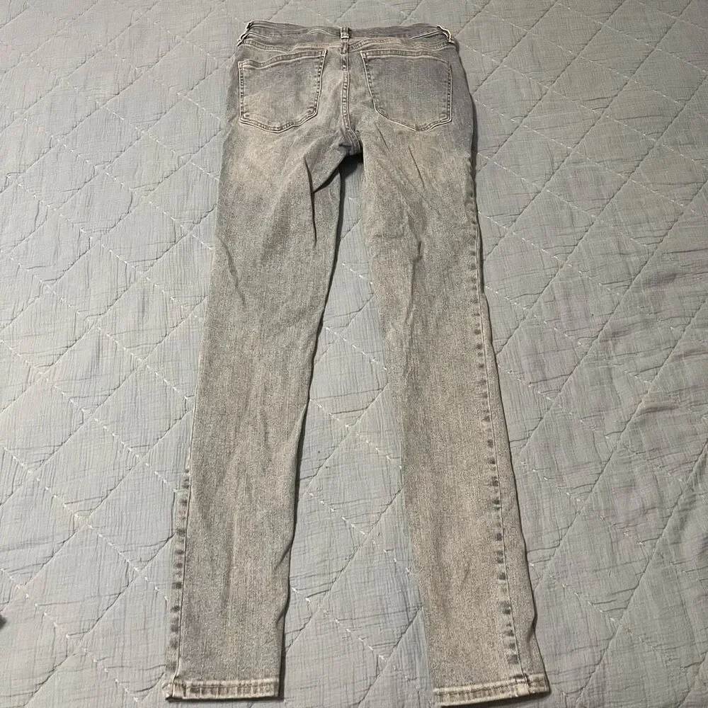 Free People Skinny Jeans 28R